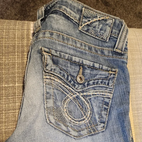 Big Star Maddie - Picture 2 of 5